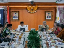 Isu Harga Sepatu Sekolah Rakyat Mengemuka, Mensos Saifullah Yusuf Bentuk Tim Investigasi Khusus dan Tegaskan Tak Ada Tempat Aman Bagi Koruptor