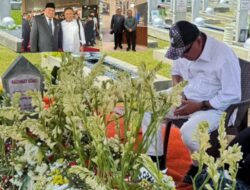 RAMA DATAU TUNAIKAN JANJI ALMARHUM RAHMAD GOBEL KEPADA PEDAGANG PISANG KELILING