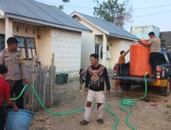 Kemarau Mencekik, Polsek Popayato Bergerak: 7.000 Liter Air Bersih Disalurkan untuk Warga